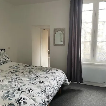 アパート Break En Centre-ville, Proche Commodites Et Sites Naturels - Fr-1-585-77